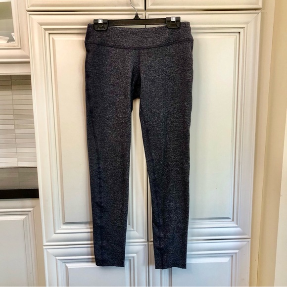 Ivivva by Lululemon girls reversible leggings 🍋 - Picture 1 of 9